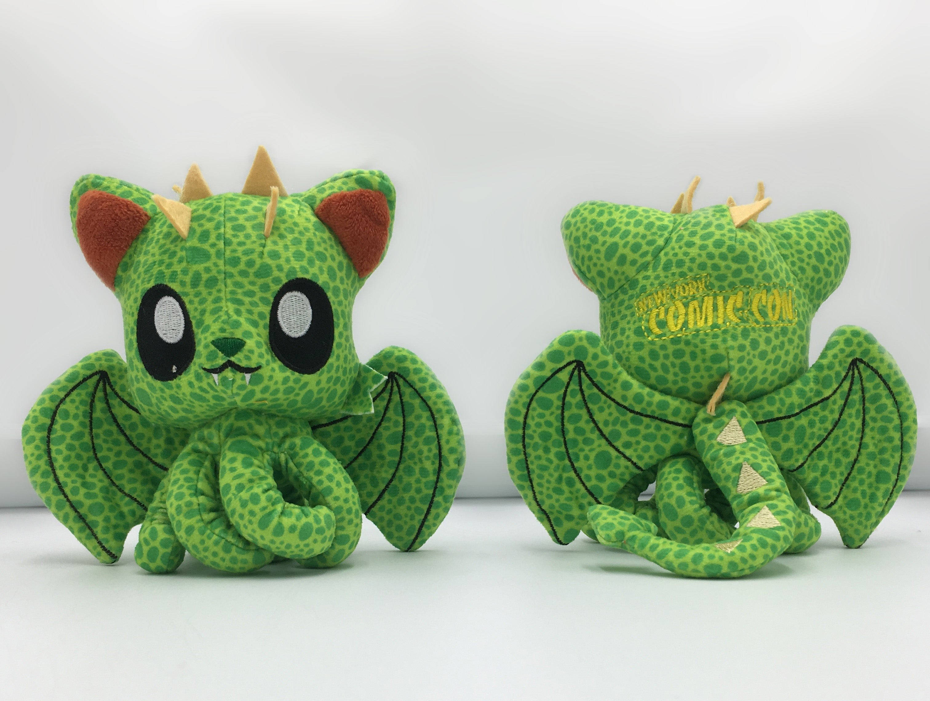NYCC-2020-tentacle-kitty.jpg